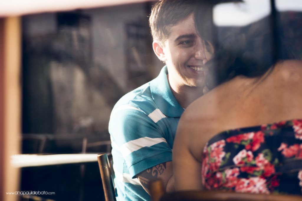 foto romantica em ensaio de casamento em ouro preto