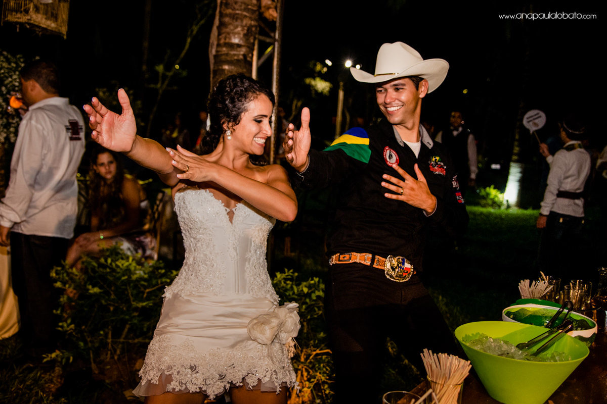 country wedding bride and groom