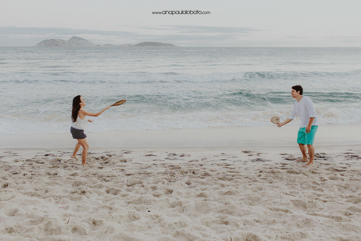 couple beach pictures