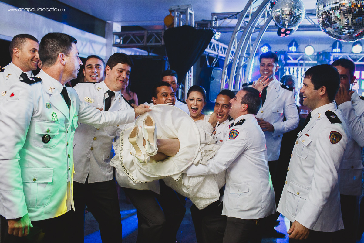 151018-000541-WED_ClaAug-AP-IMG_0393