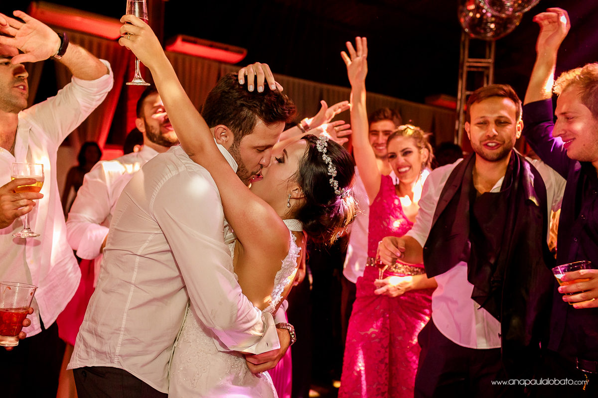 160417-001452-WED_CamGui-AP-IMG_1055