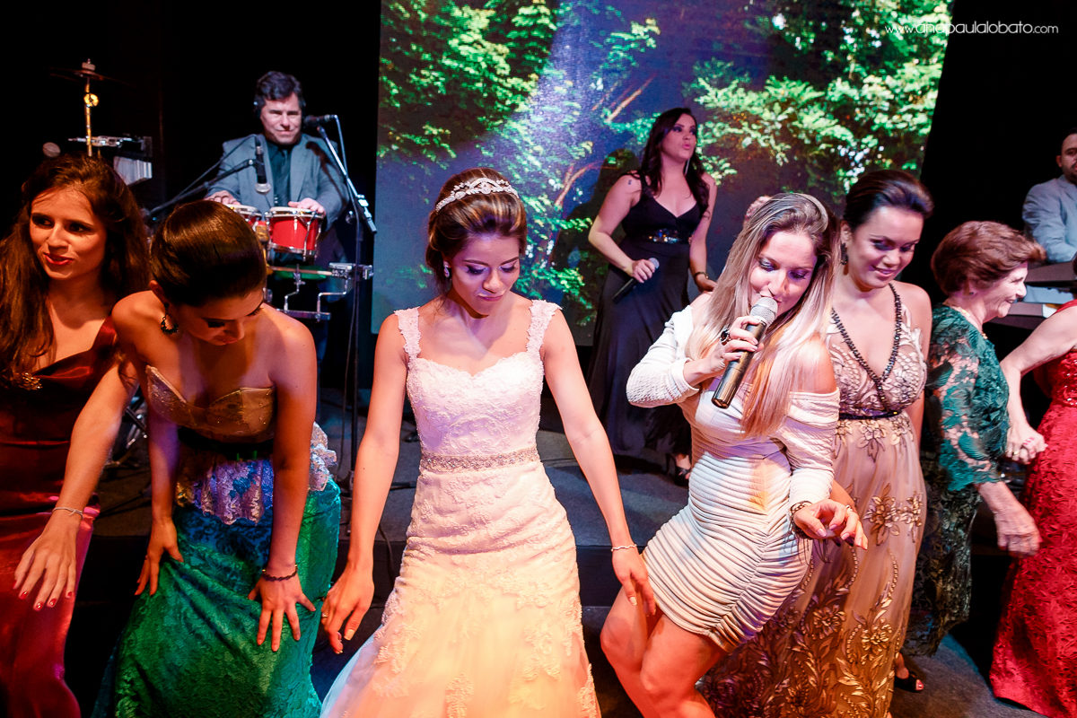 160508-011914-WED_MarHen-AP-IMG_3990