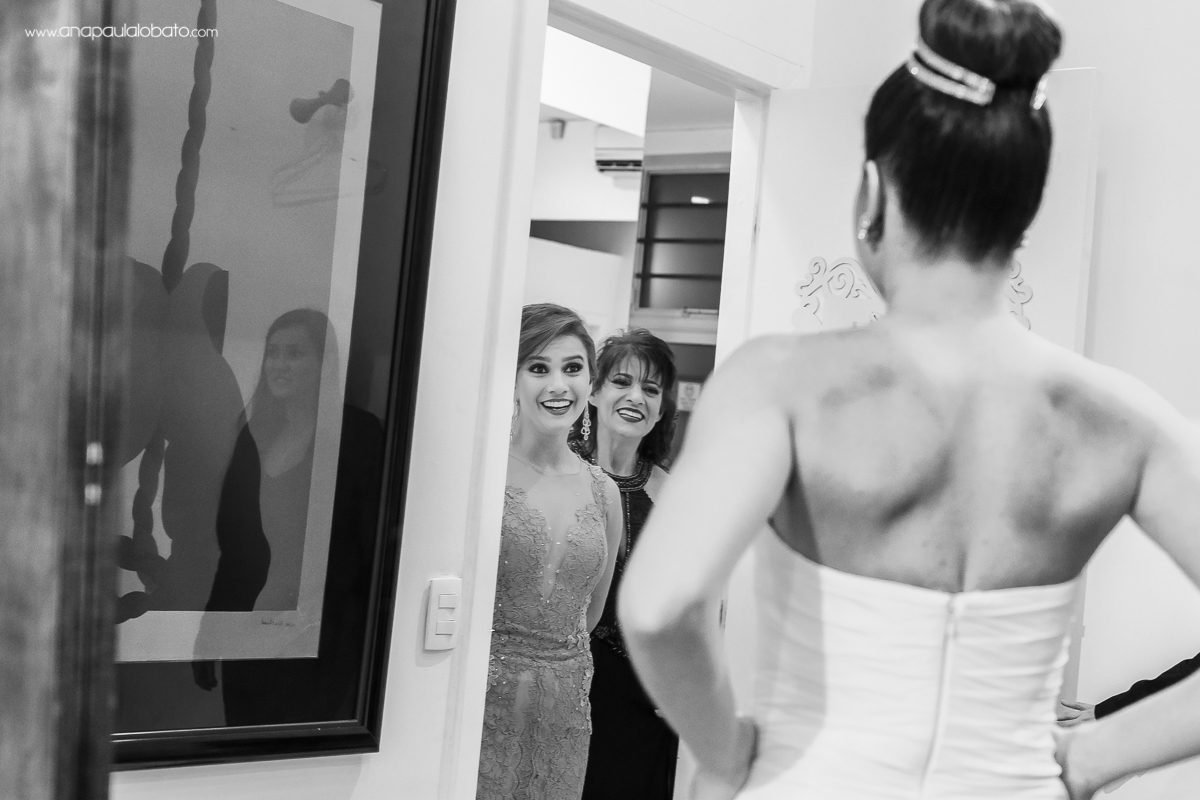 160514-203657-WED_RenMat-AP-IMG_5882-2