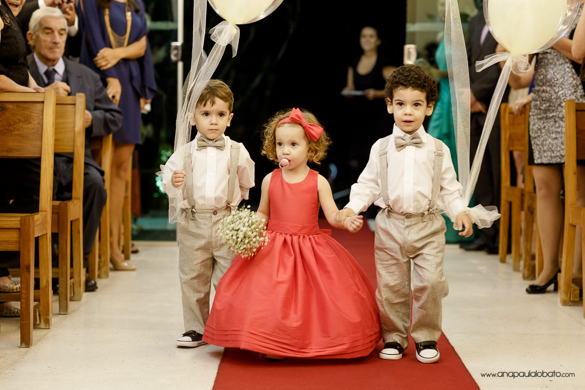 160514-215548-WED_RenMat-AP-IMG_5973