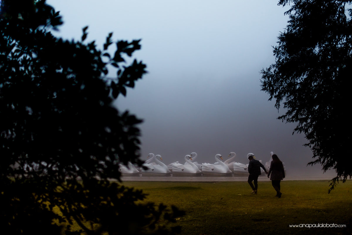 Neblina e frio em Gramado RS não impede noivos de fazer fotos lindas