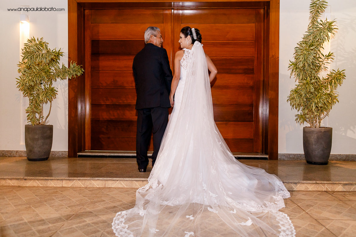 160611-191703-WED_LauGab-AP-_MG_8818