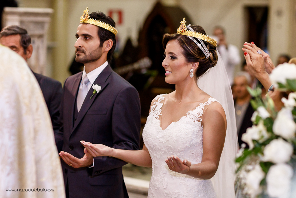 Coroação dos noivos em cerimônia de casamento árabe no Brasil