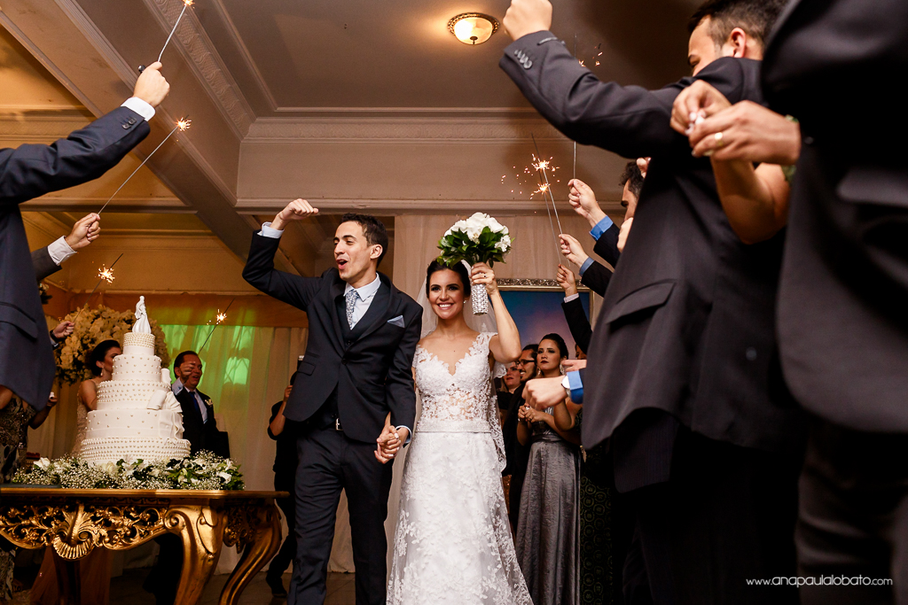 entrada dos noivos na festa