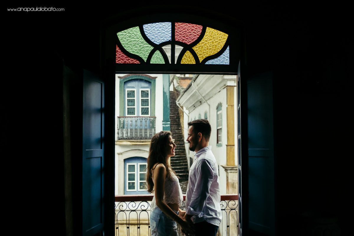 pre wedding em ouro preto na chuva
