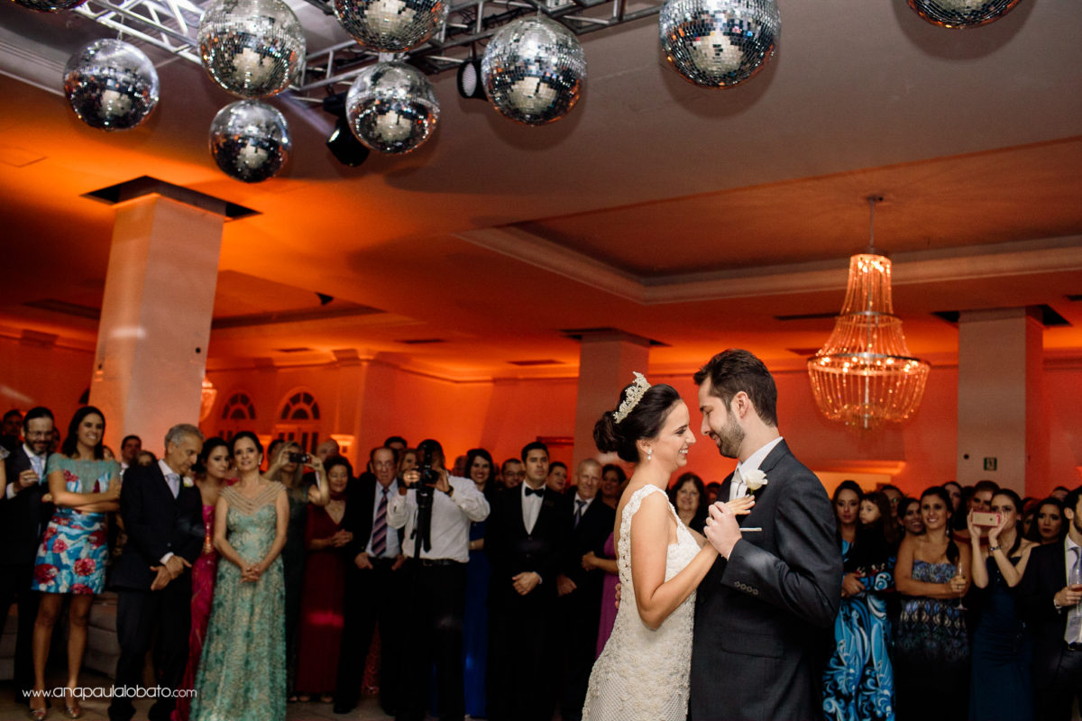 dança noivos