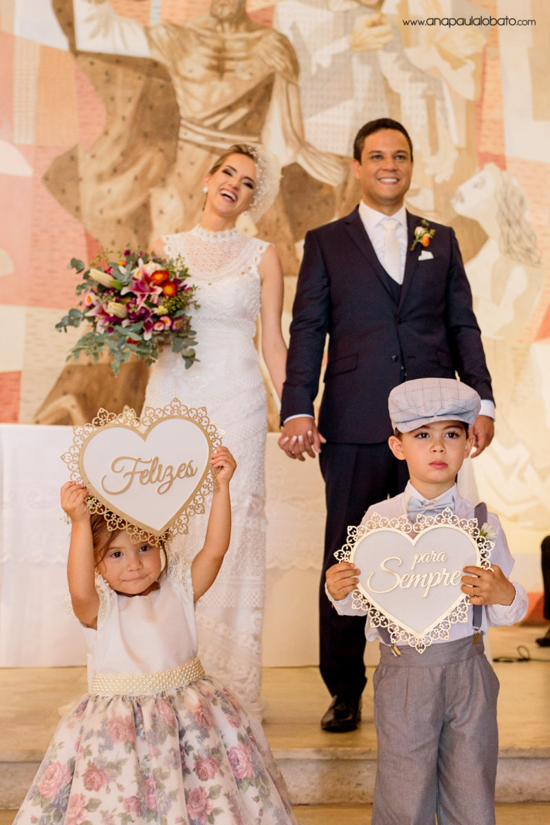 saida crianças casamento