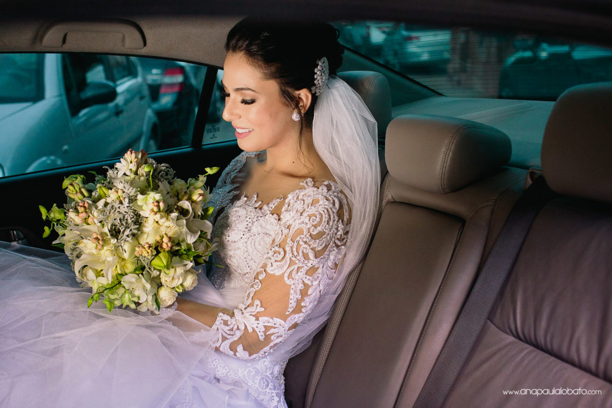 bride waiting in the car