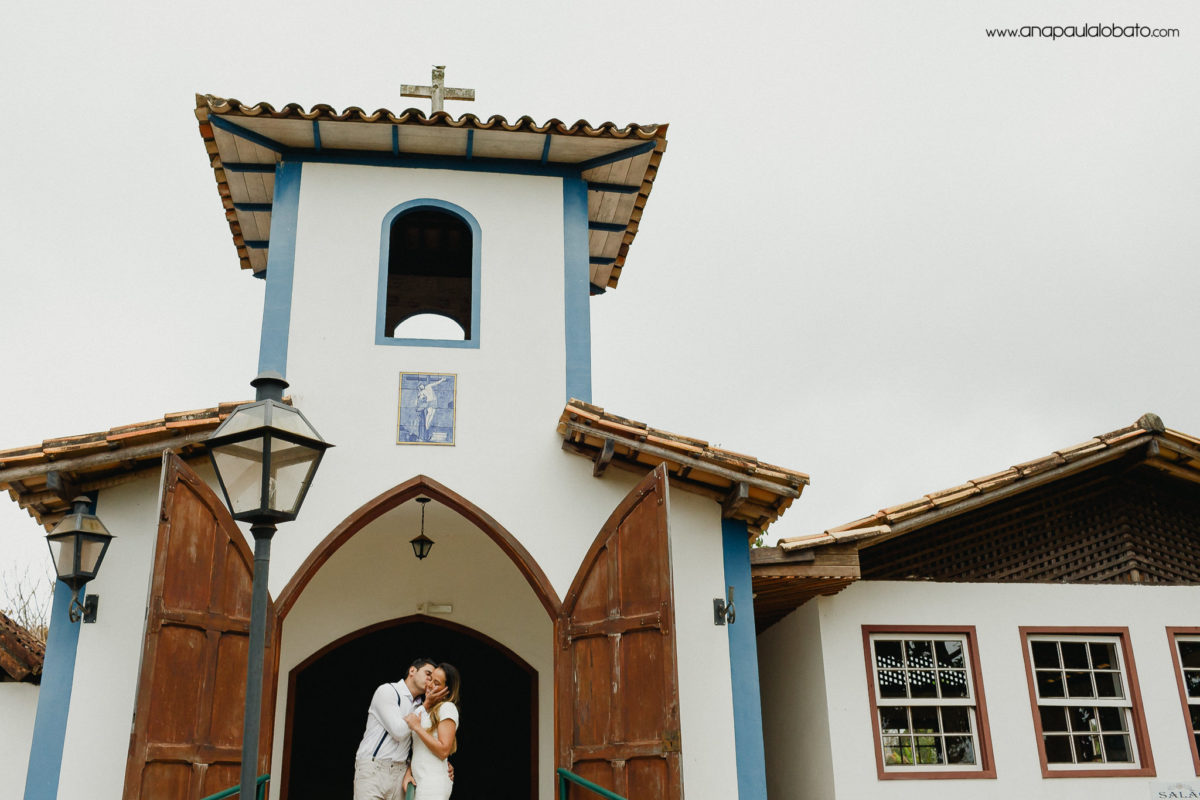 destination wedding photos in little church