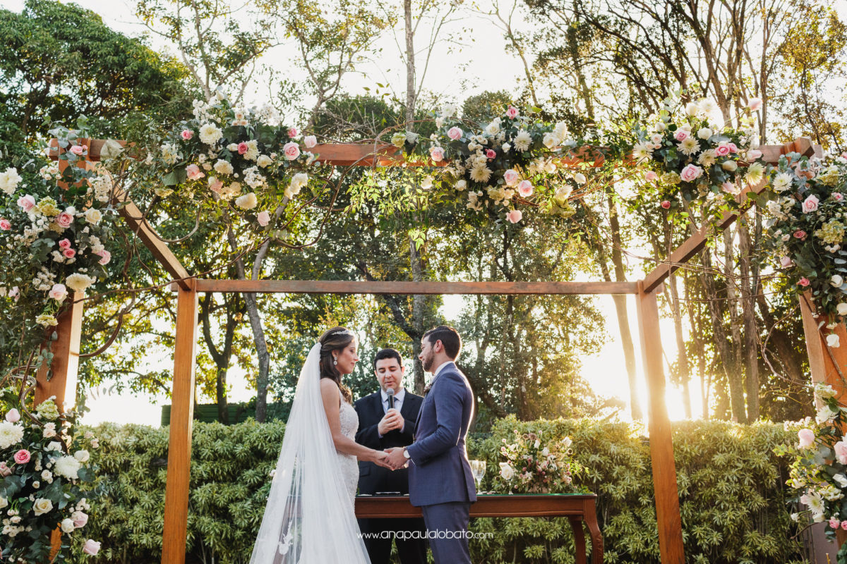 amazing flowers deko in destination wedding
