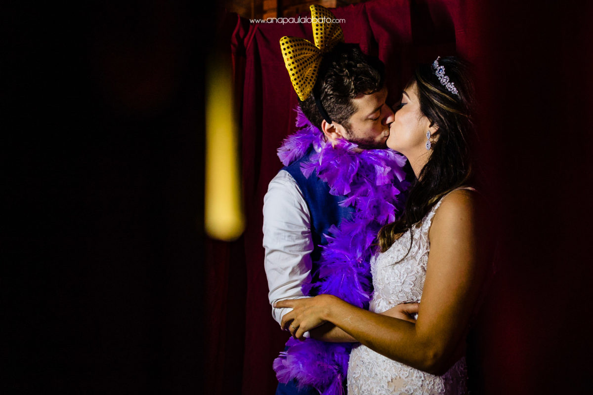 wedding boot kiss