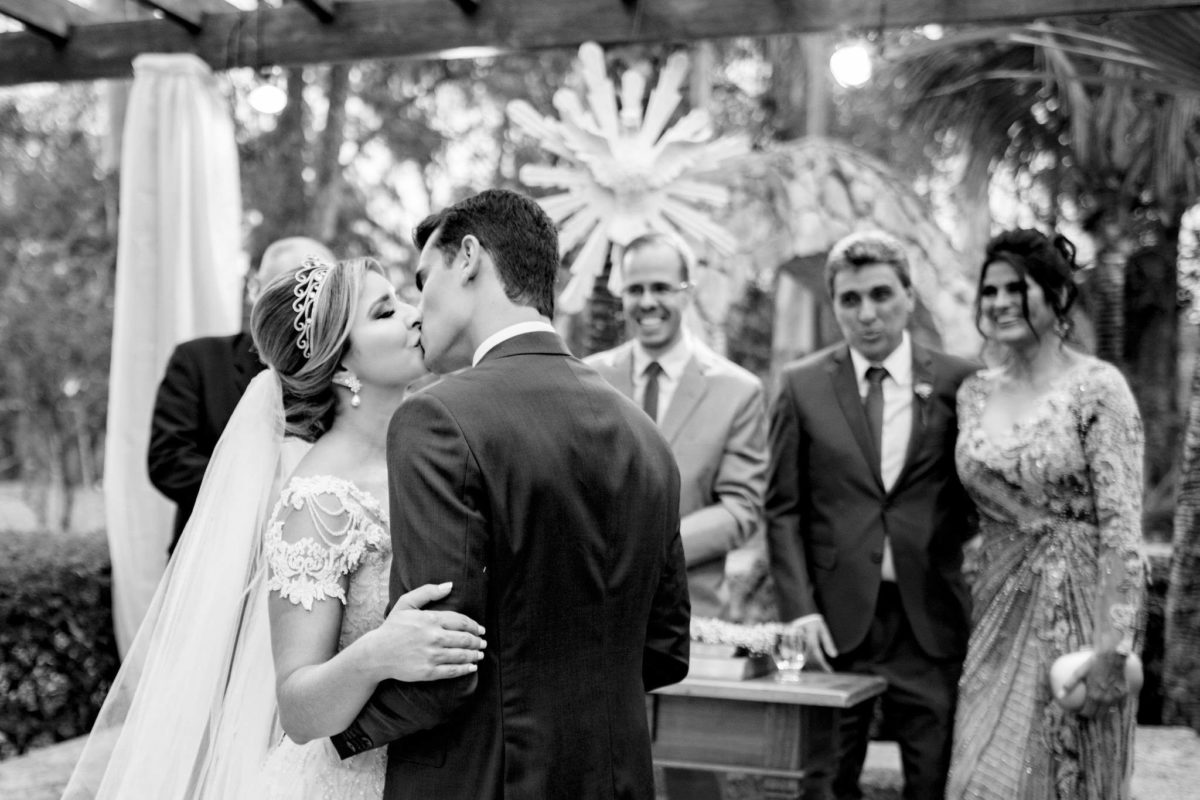 romantic wedding kiss