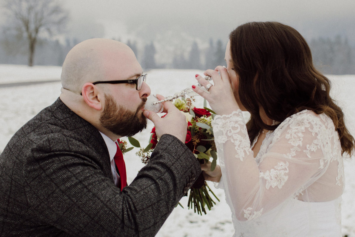 winter wedding traditions