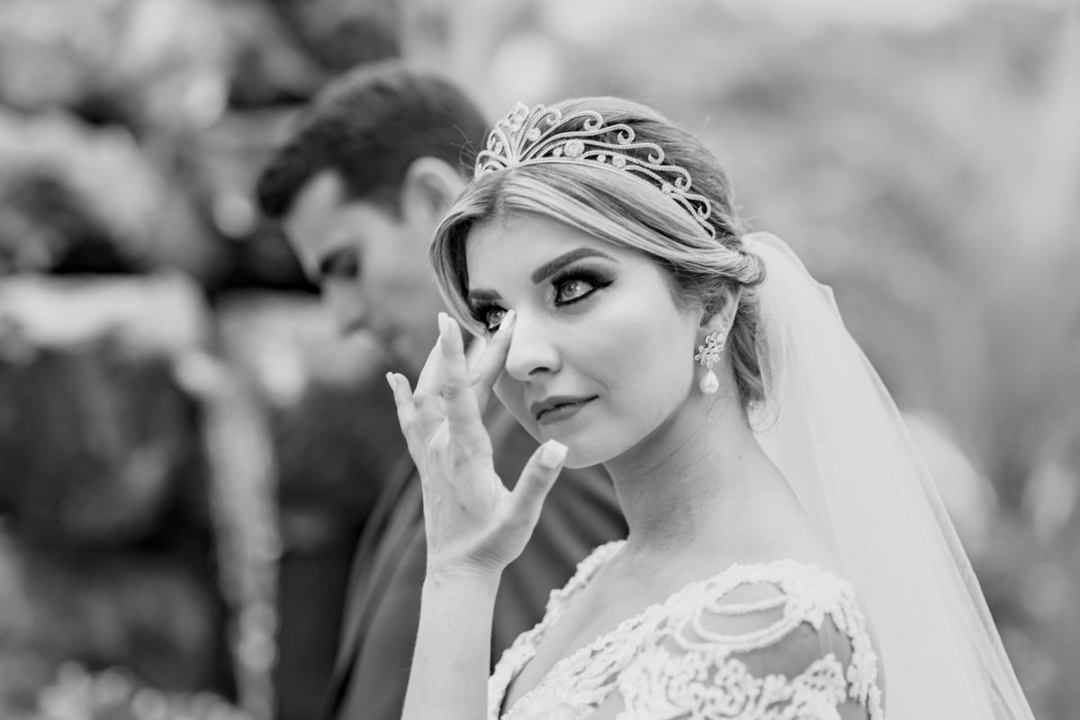 emotional wedding photography