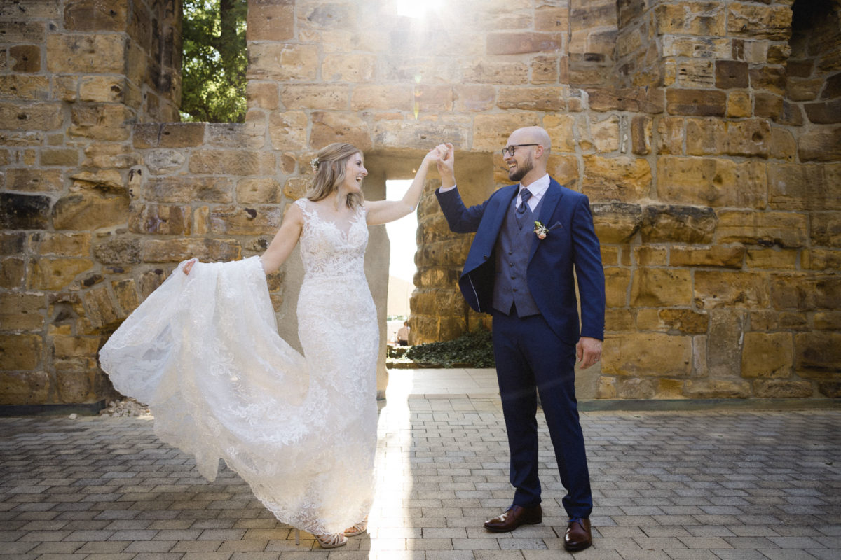 wedding romantic dance